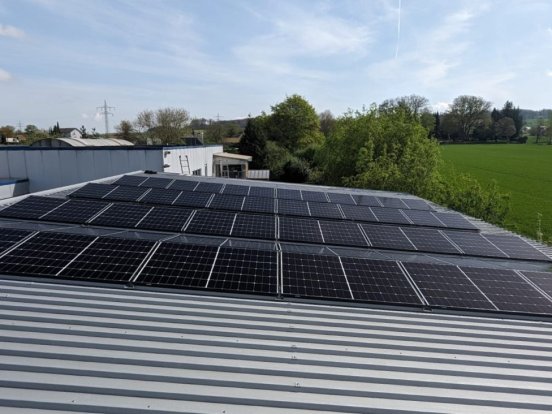 Gewerbeobjekt in Lage